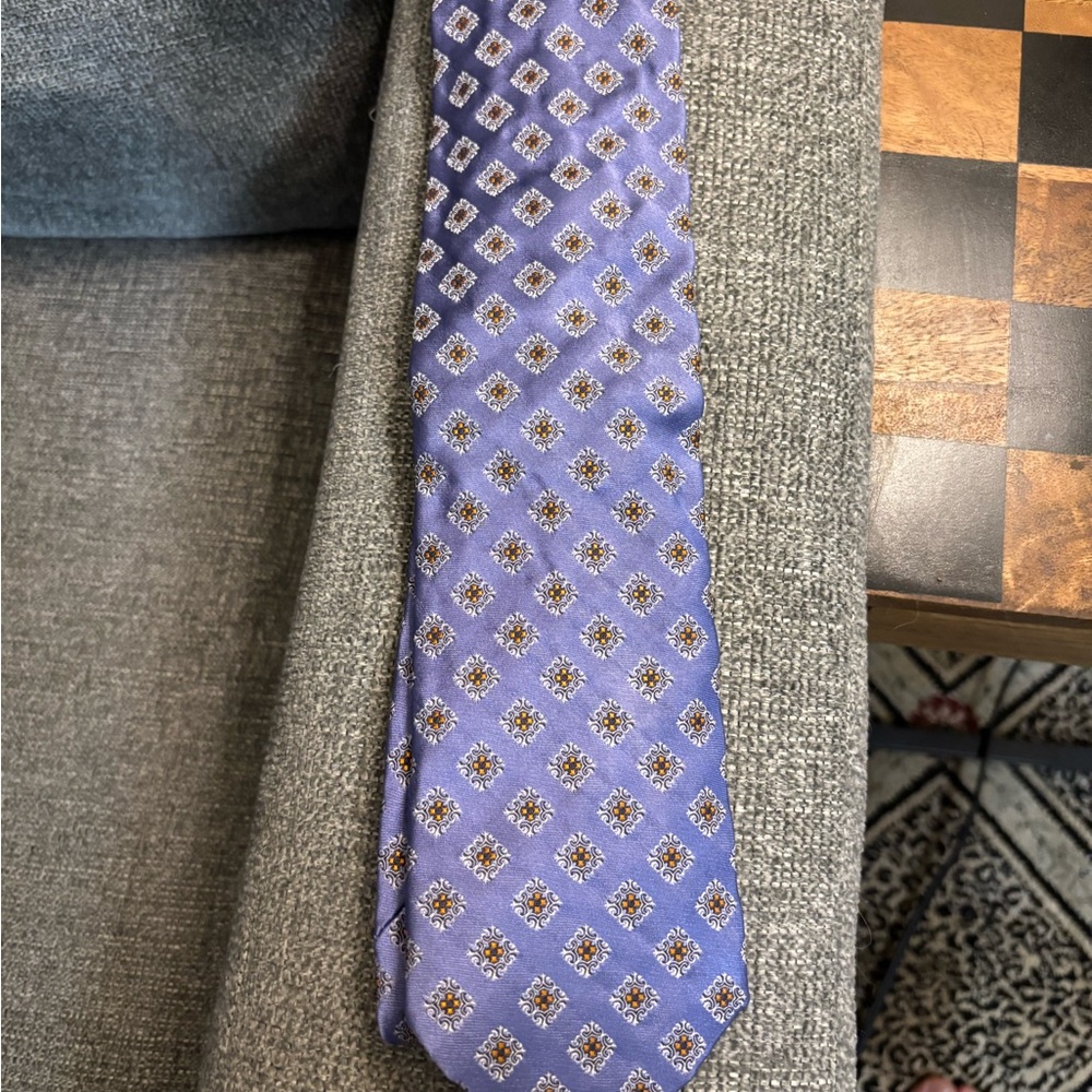 Stylish Purple Geometric Men's Tie